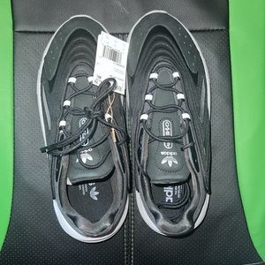 Women's Ozelia Sneaker